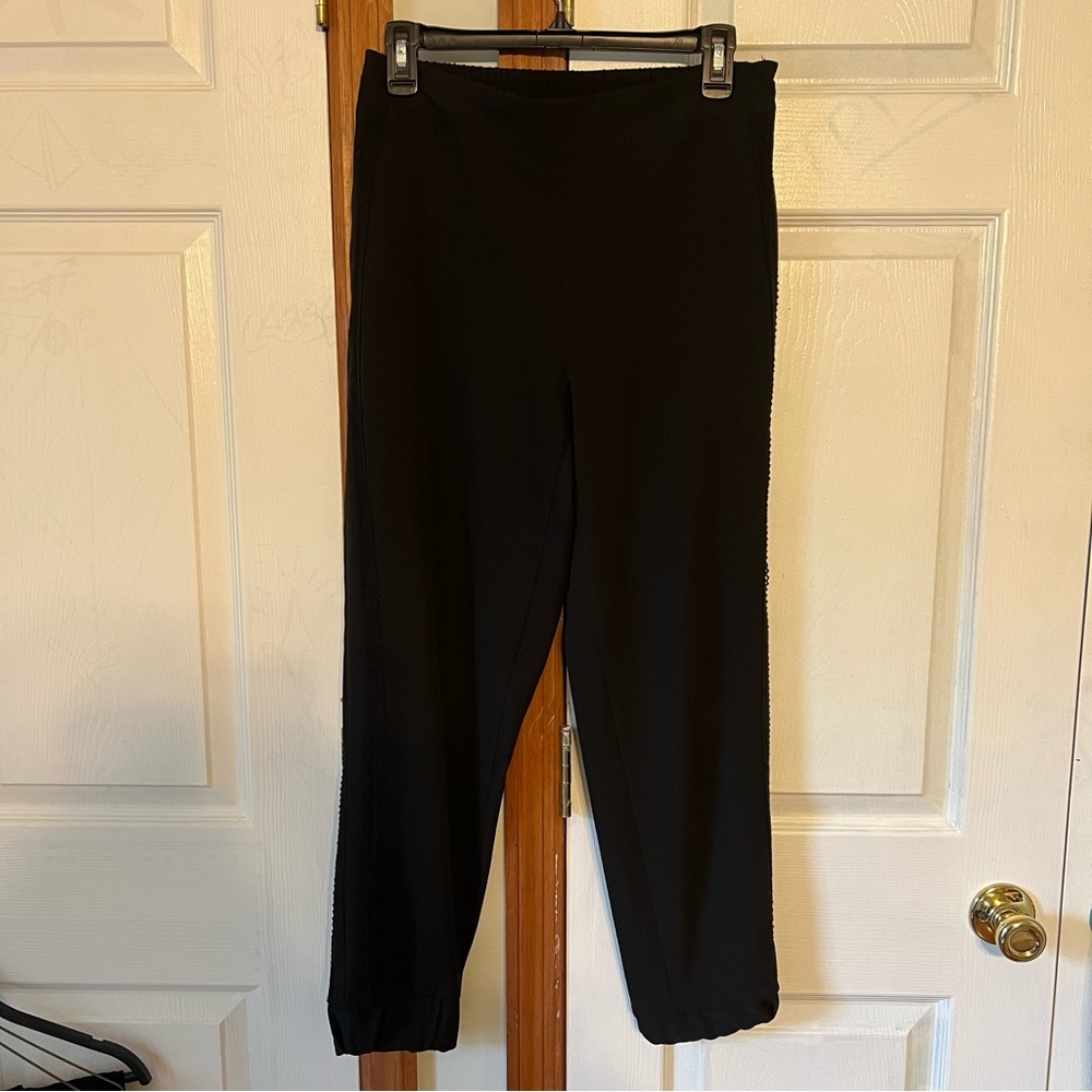 Zara Basic Cropped Black Pants